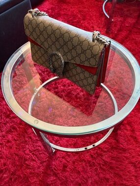 Gucci Beige GG Supreme Canvas Shoulder Bag with Red Trim